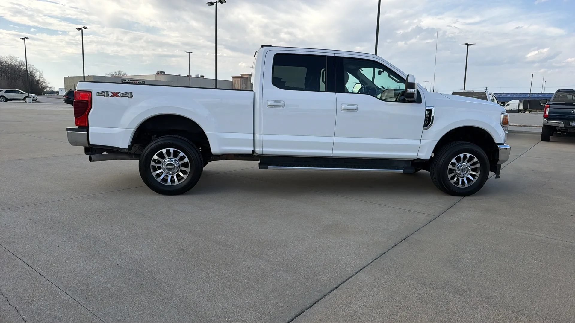 Used 2020 Ford F350 Lariat w/ Lariat Value Package AWD/4WD image 26