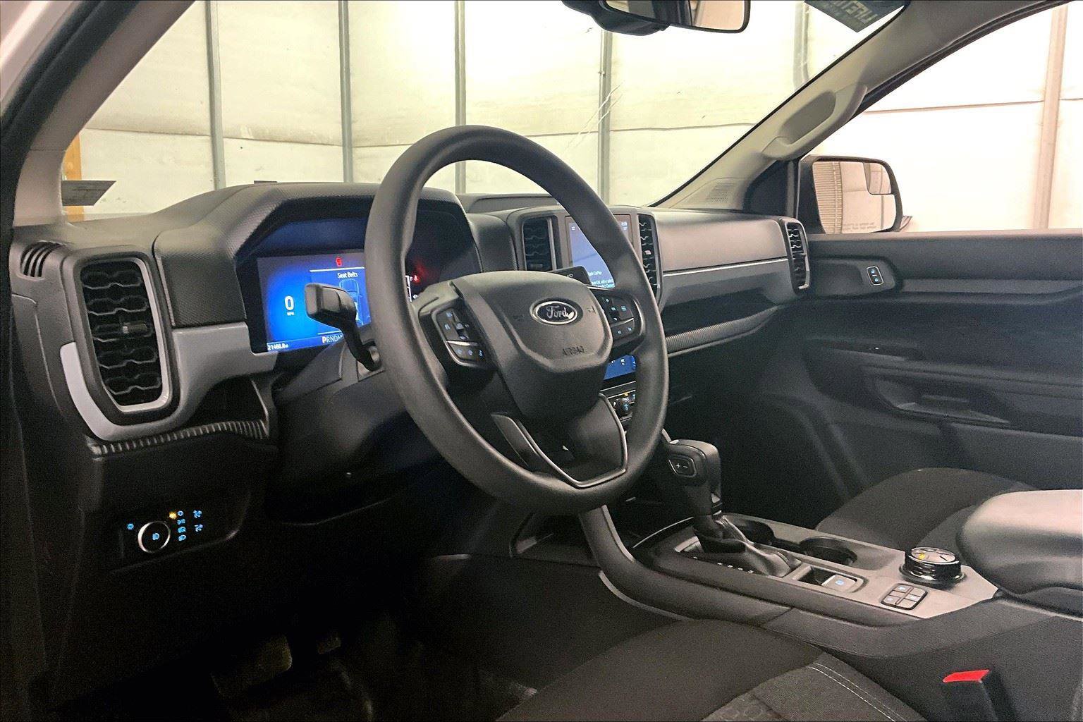 Used 2024 Ford Ranger XL w/ Trailer Tow Package image 12