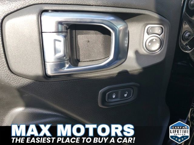 Used 2023 Jeep Gladiator Mojave w/ Trailer Tow Package image 19