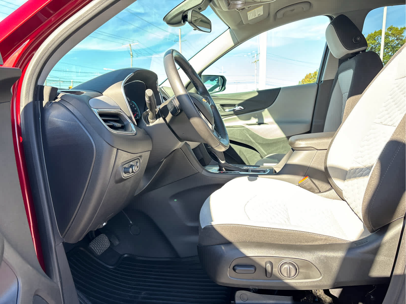 Certified 2020 Chevrolet Equinox LT FWD image 8