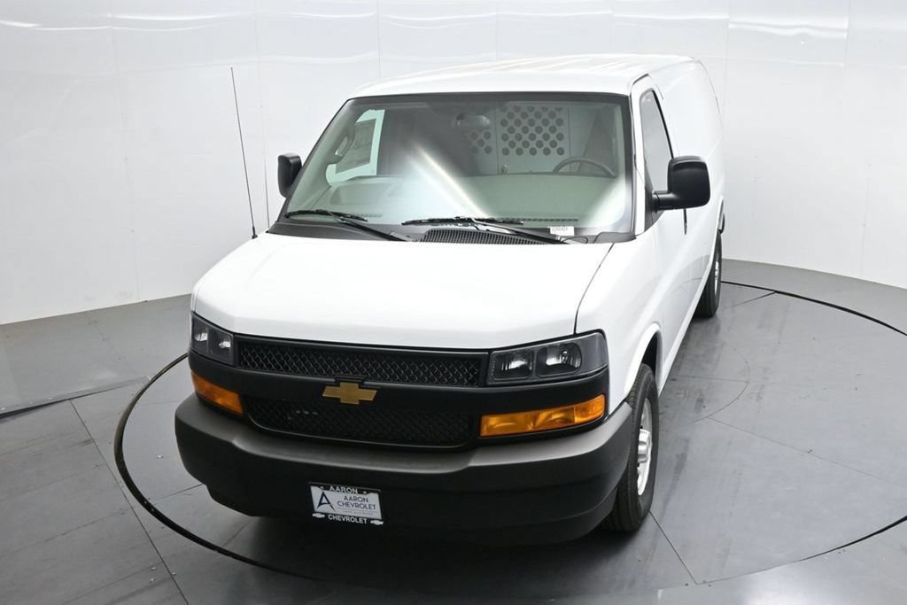 New 2026 Chevrolet Express 2500 w/ Driver Convenience Package RWD image 52
