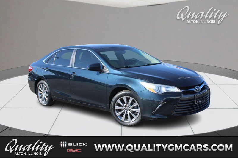 Used 2016 Toyota Camry XLE image 1