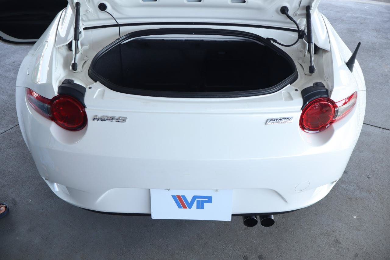 Used 2017 MAZDA MX-5 Miata RF Grand Touring RWD image 34