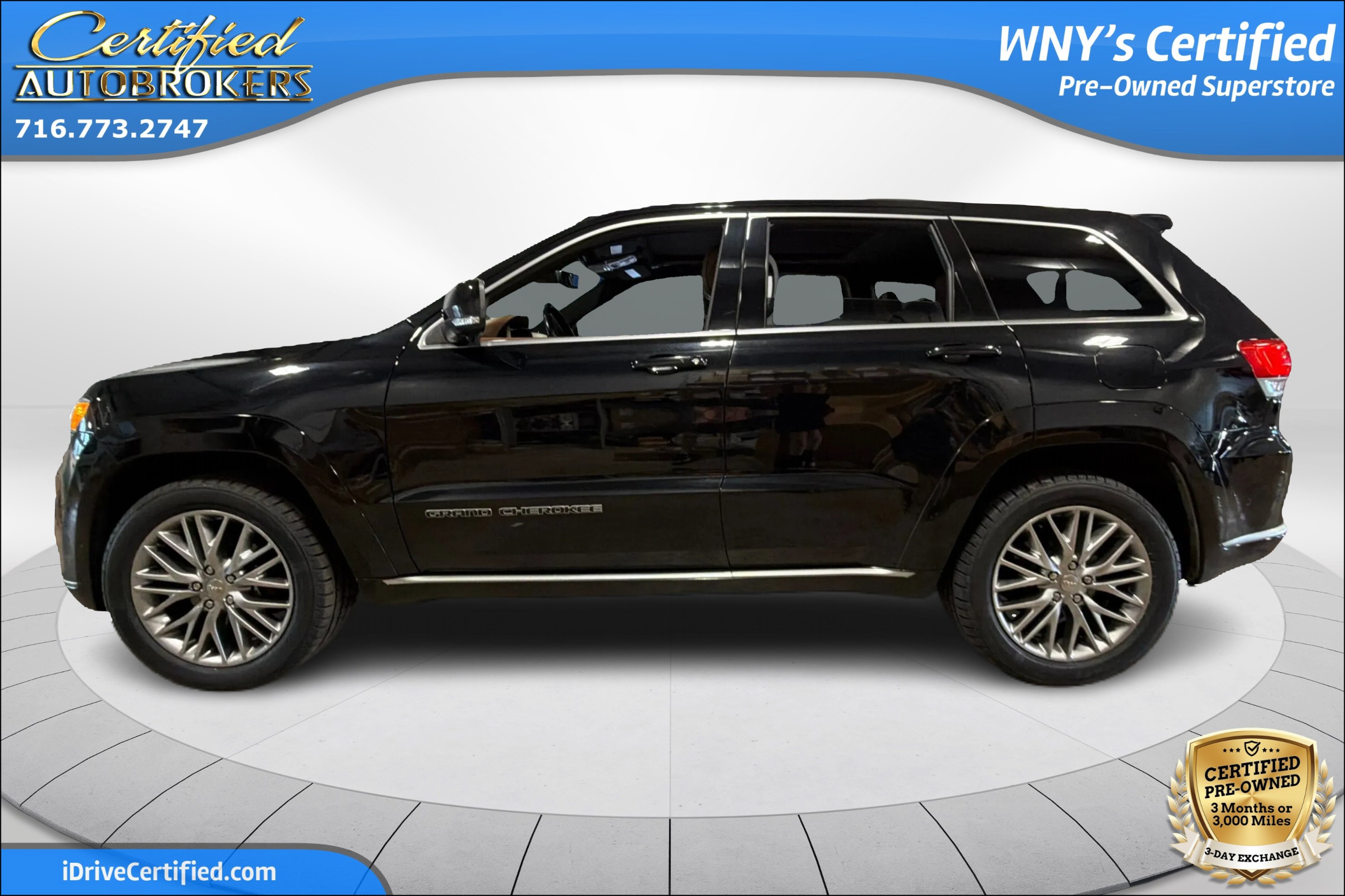 Used 2017 Jeep Grand Cherokee Summit w/ Platinum Series Group AWD/4WD image 10