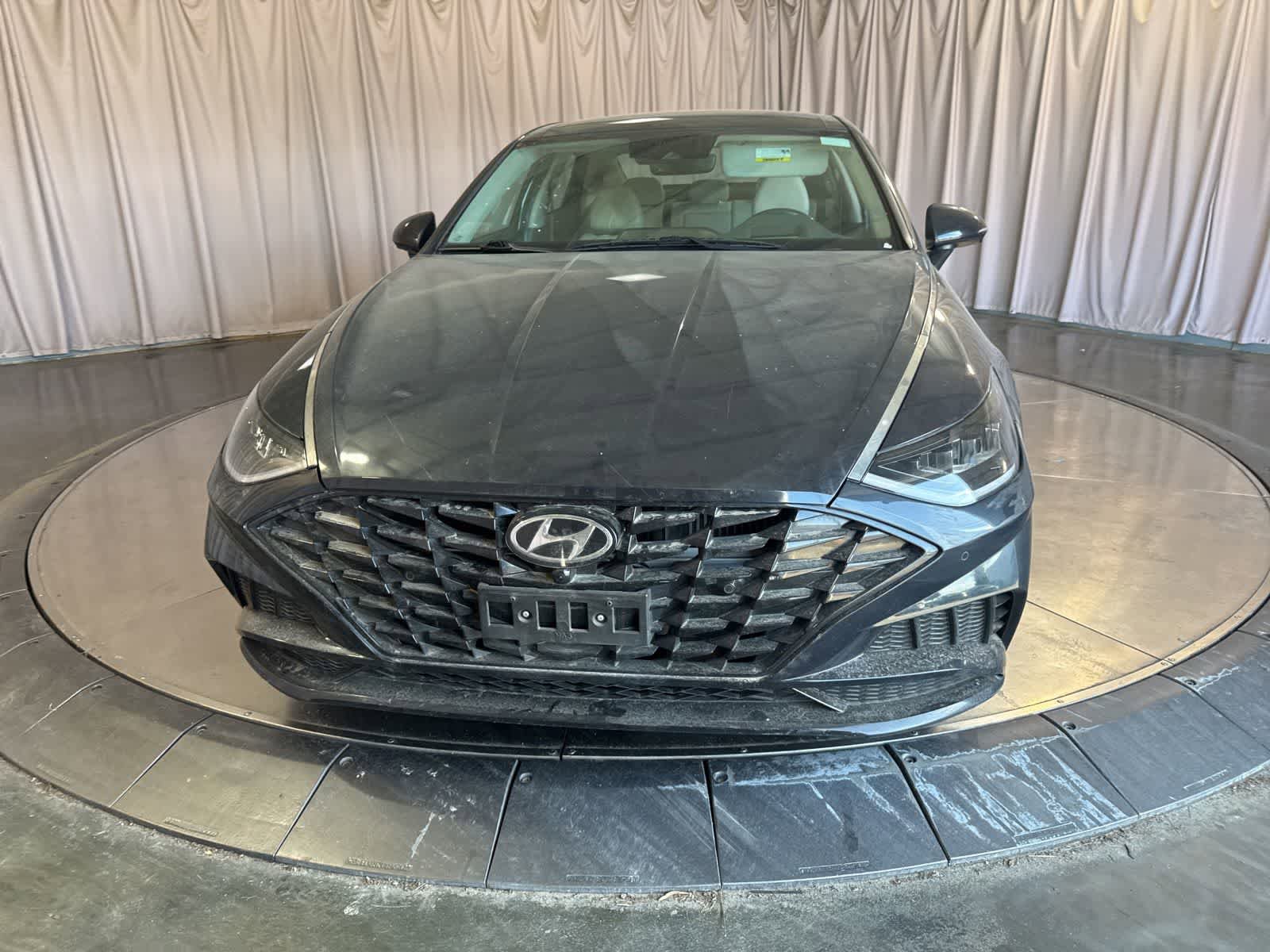 Used 2023 Hyundai Sonata Limited FWD image 2