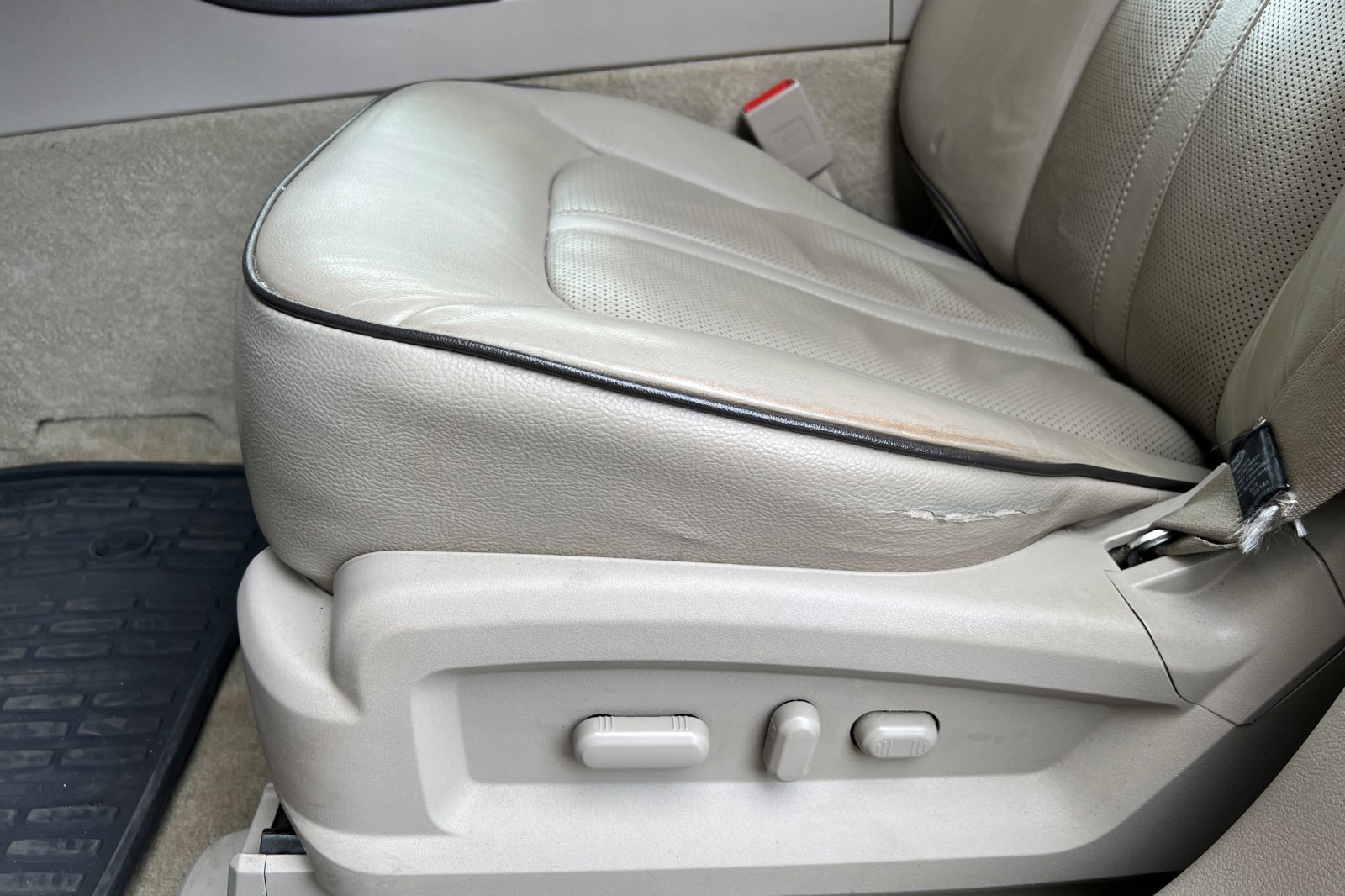 Used 2015 Lincoln MKX AWD w/ Equipment Group 102A image 15