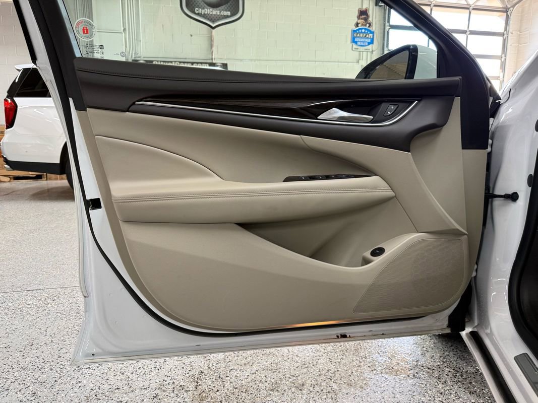 Used 2018 Buick LaCrosse Preferred image 9