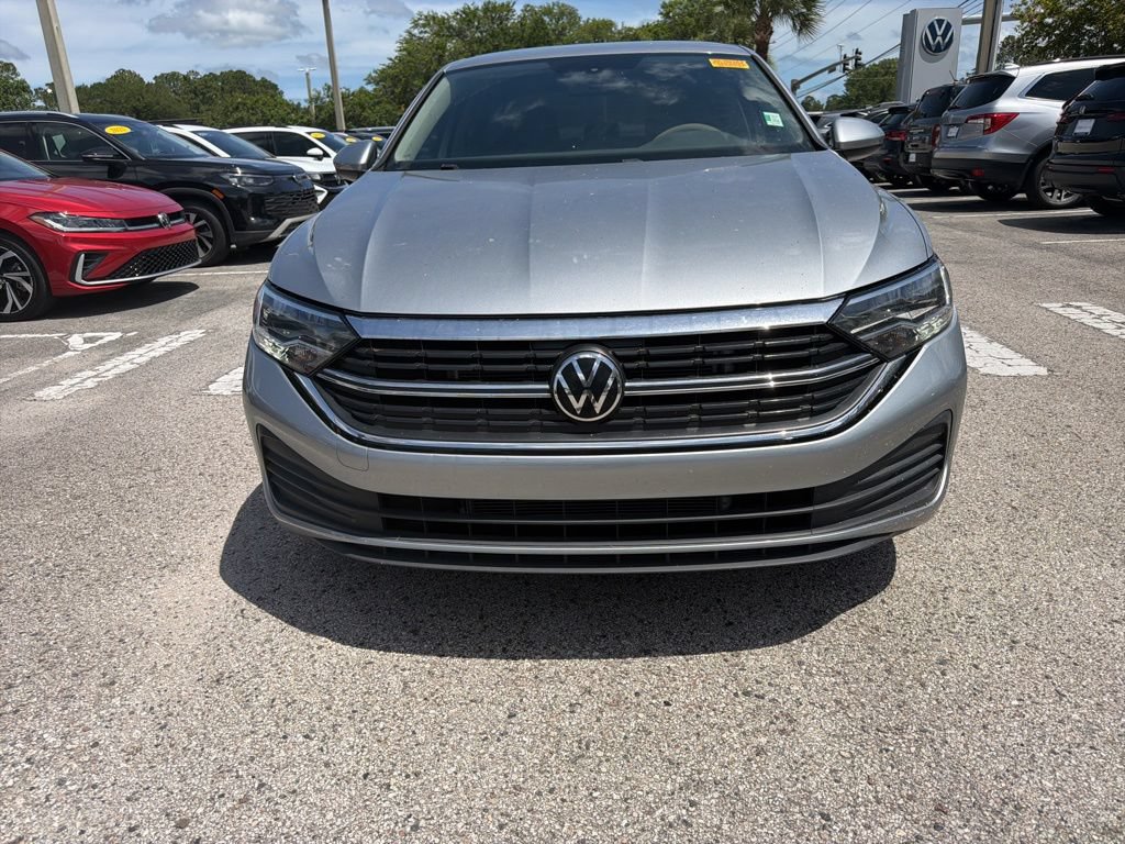 Certified 2023 Volkswagen Jetta S FWD image 31
