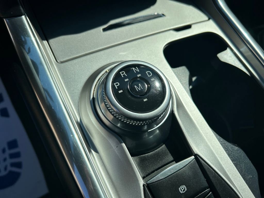 Used 2020 Ford Explorer Limited w/ Class III Trailer Tow Package image 44