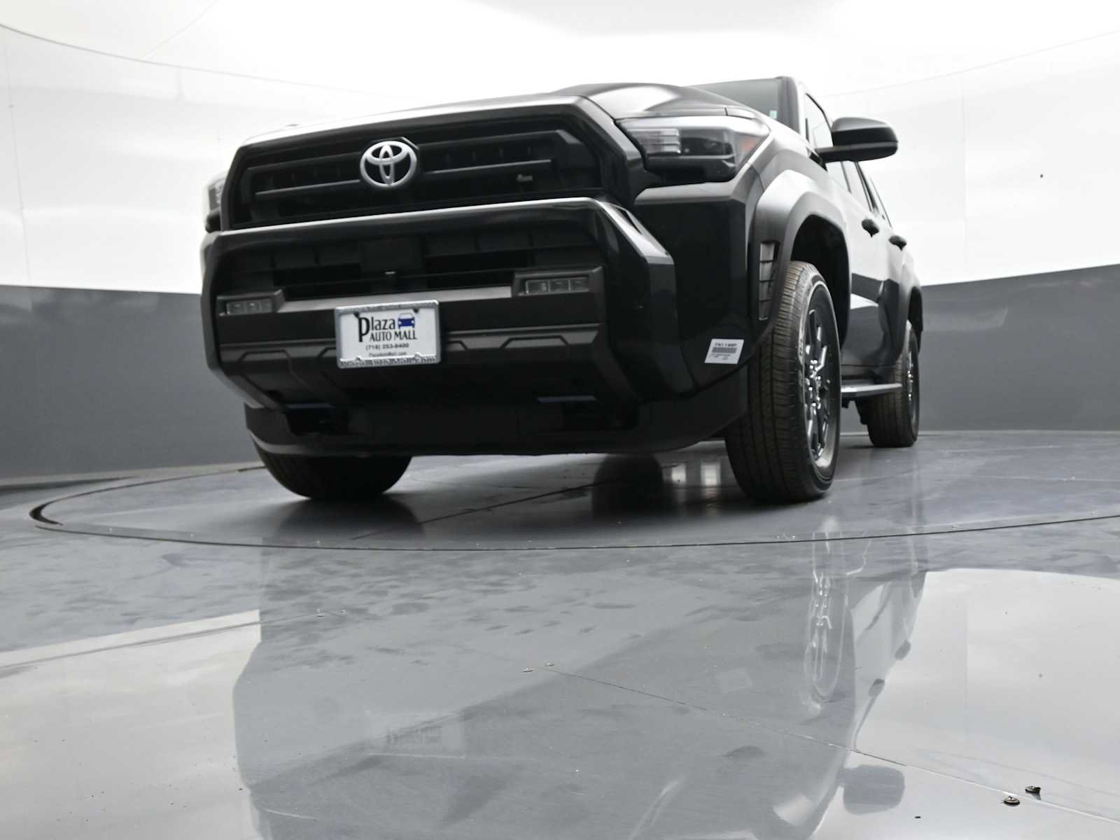 Certified 2025 Toyota 4Runner SR5 AWD/4WD image 25