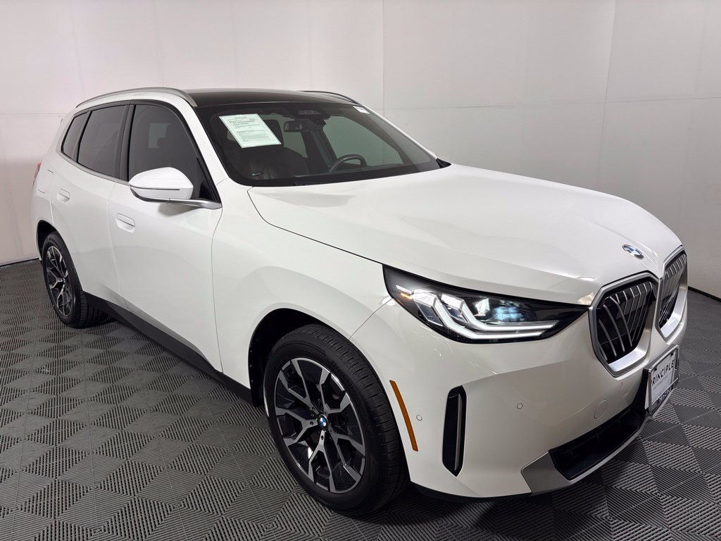 Certified 2025 BMW X3 xDrive30i w/ Premium Package AWD/4WD image 4