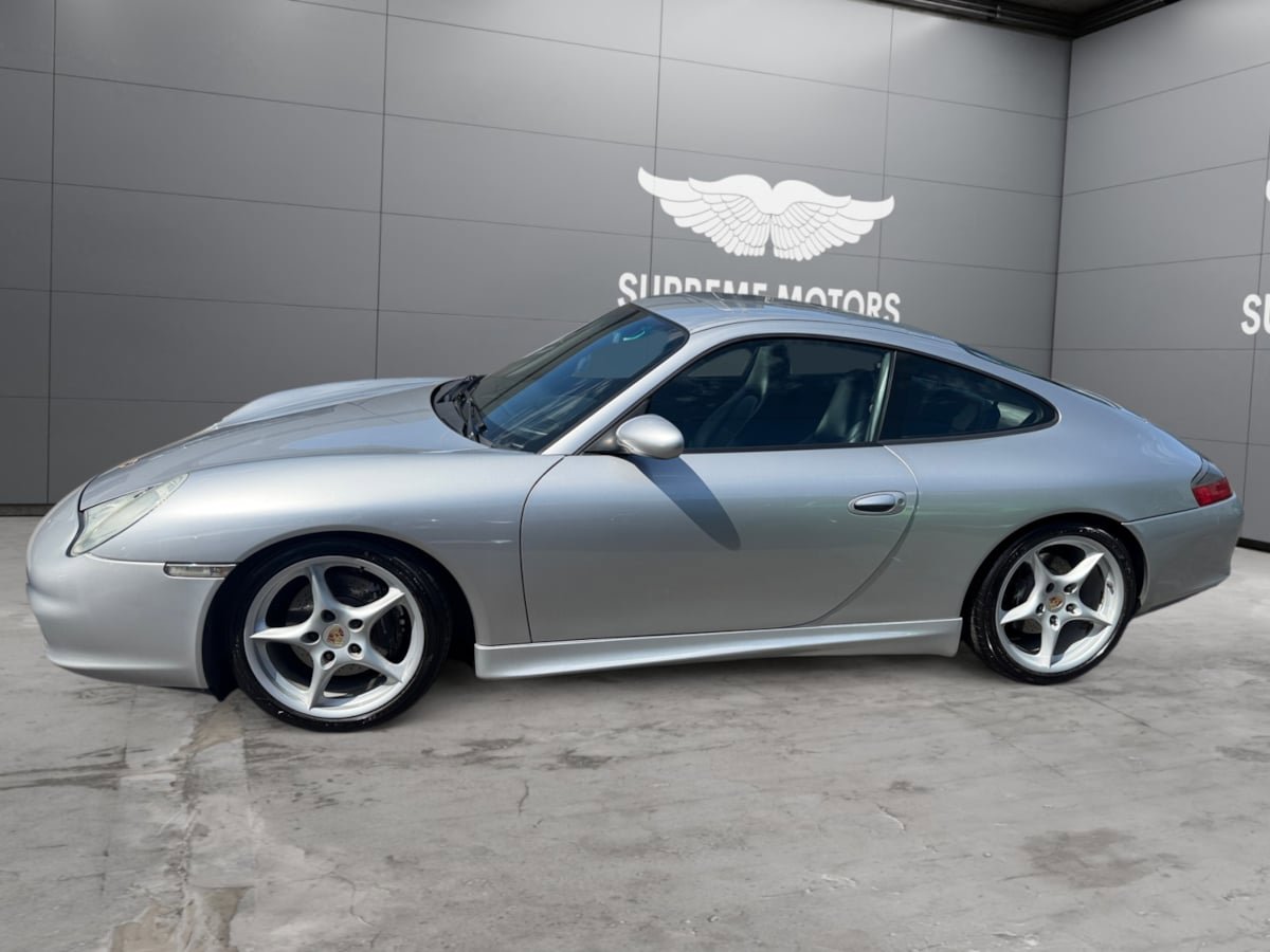 Used 2004 Porsche 911 GT3 RS image 2
