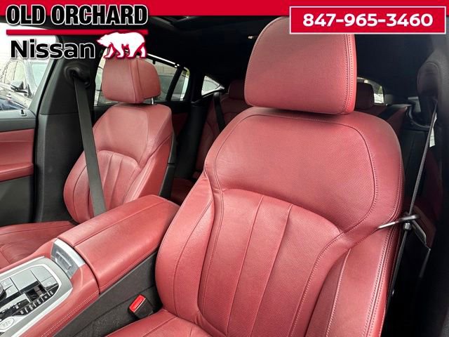 Used 2022 BMW X6 xDrive40i AWD/4WD image 11
