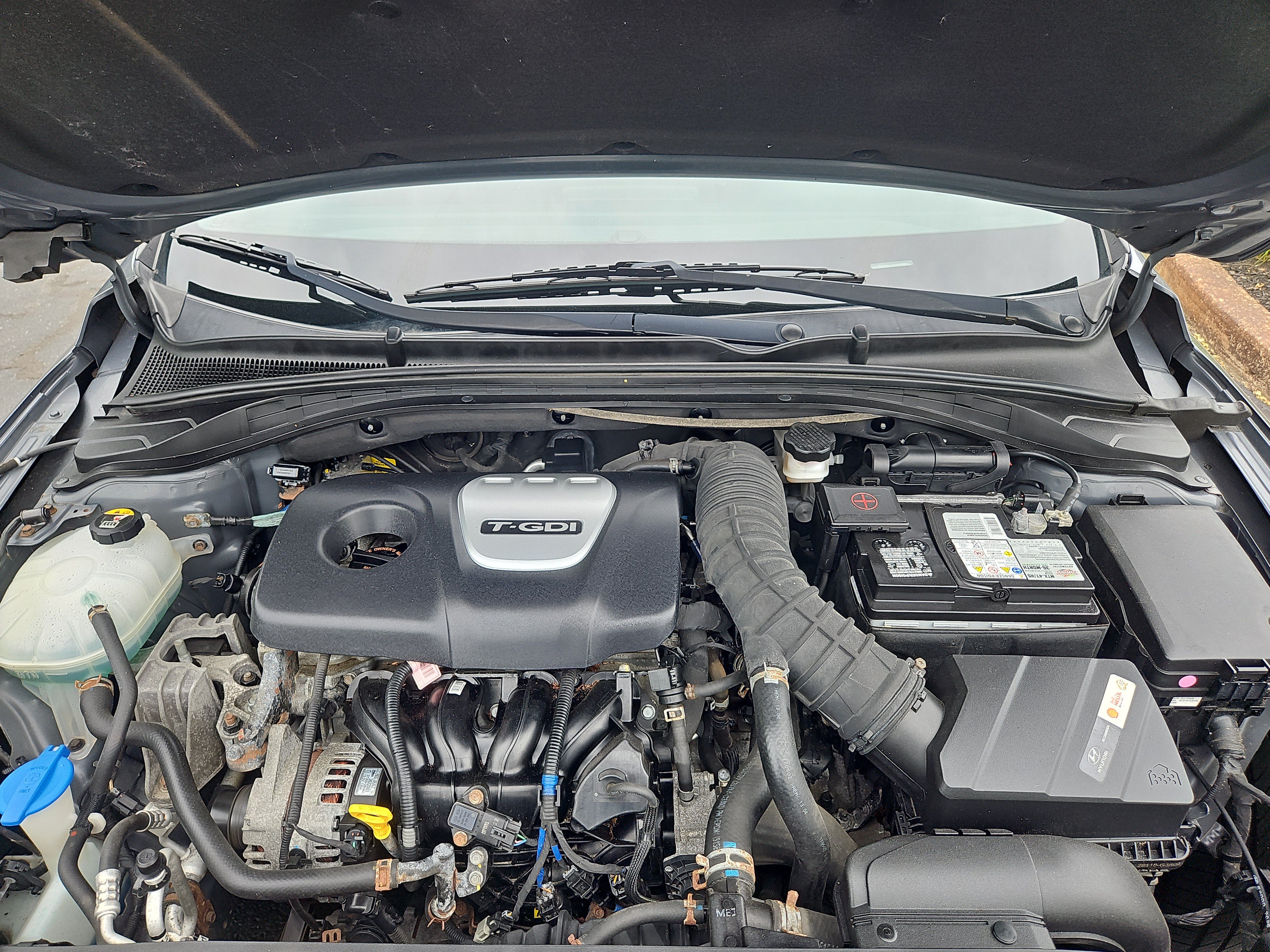 Used 2018 Hyundai Elantra GT Sport w/ Sport Tech Package 04 FWD image 32