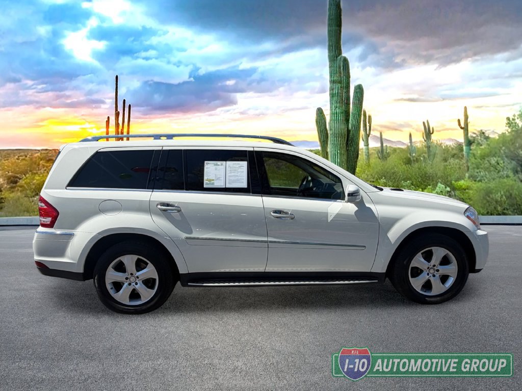 Used 2012 Mercedes-Benz GL 450 4MATIC image 3