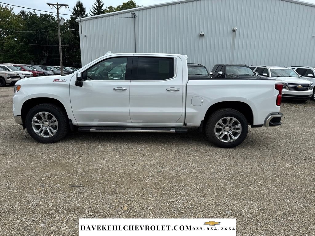 Used 2024 Chevrolet Silverado 1500 LTZ w/ LTZ Premium Package AWD/4WD image 3
