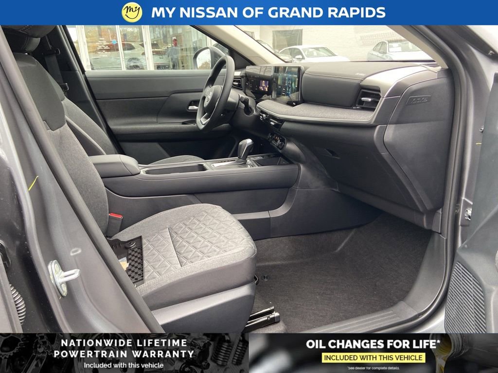 New 2026 Nissan Kicks SV w/ SV Premium Package image 18