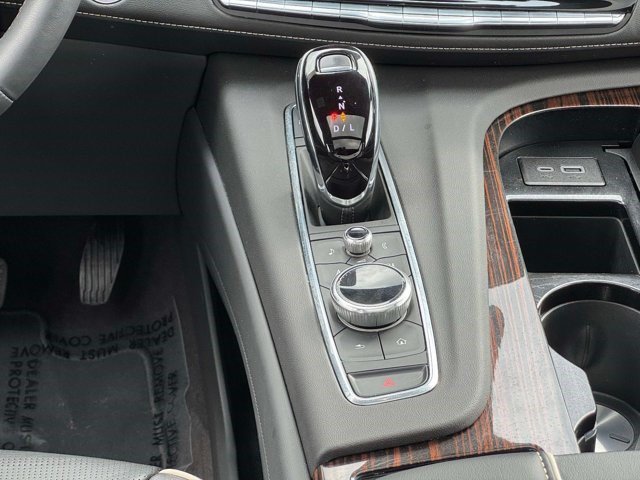 Certified 2024 Cadillac Escalade Premium Luxury AWD/4WD image 6