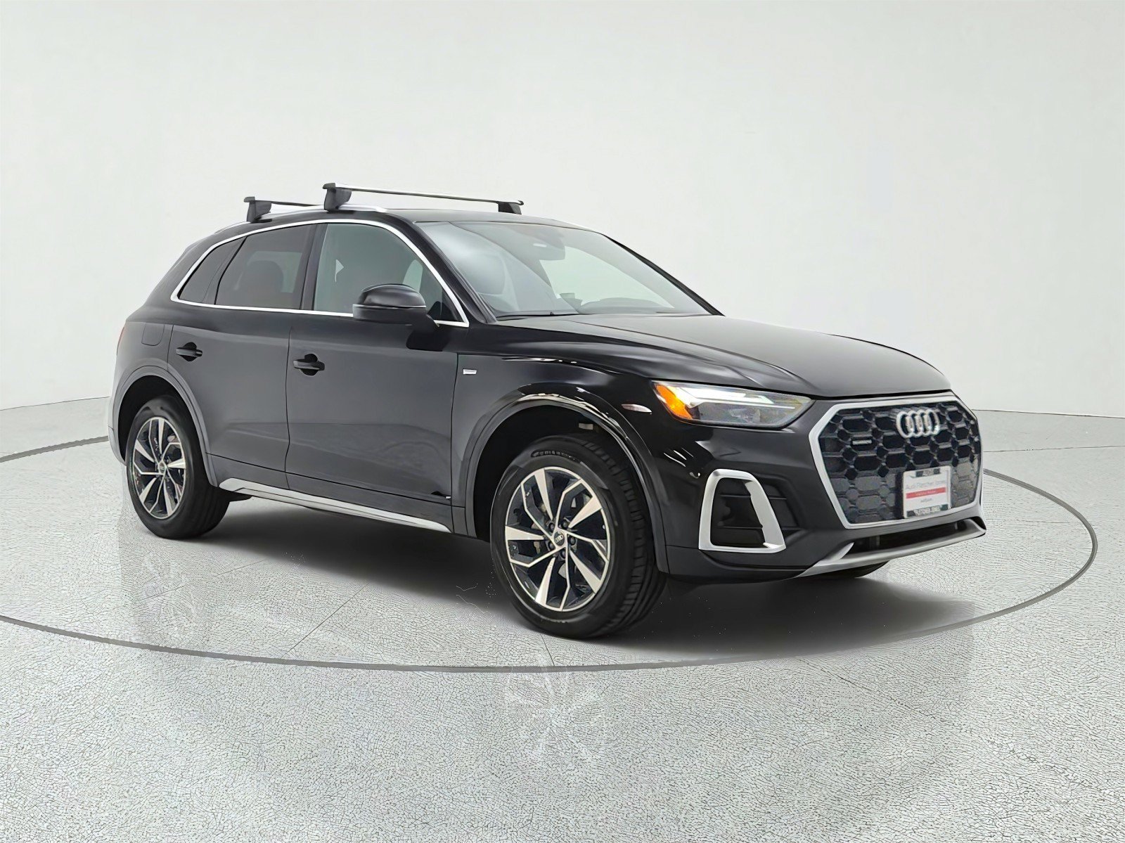 Used 2023 Audi Q5 2.0T Premium w/ Convenience Package AWD/4WD image 3