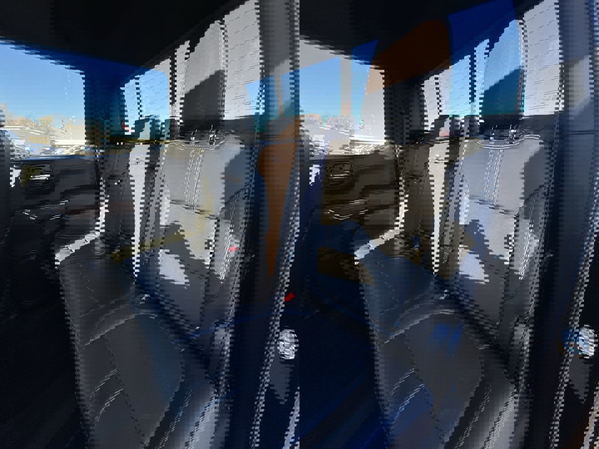 Certified 2020 Chevrolet Silverado 1500 High Country w/ Technology Package image 26