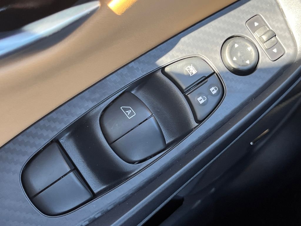 New 2025 Nissan Sentra SV w/ SV Premium Package image 20