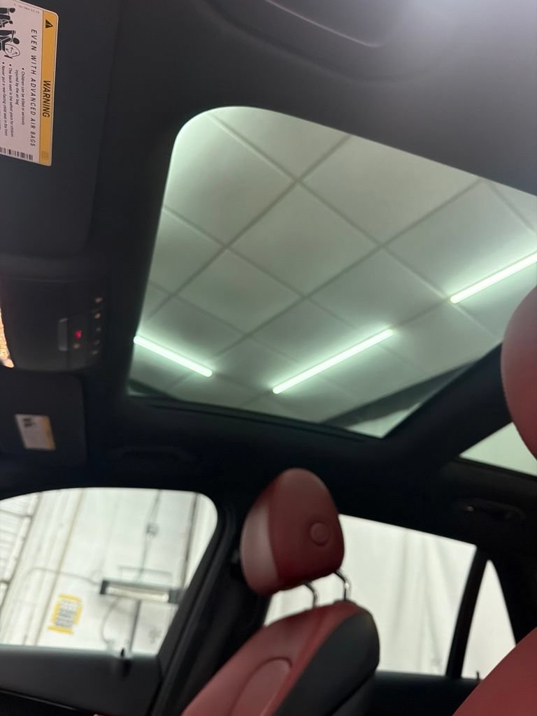 Used 2022 Mercedes-Benz GLC 300 image 22