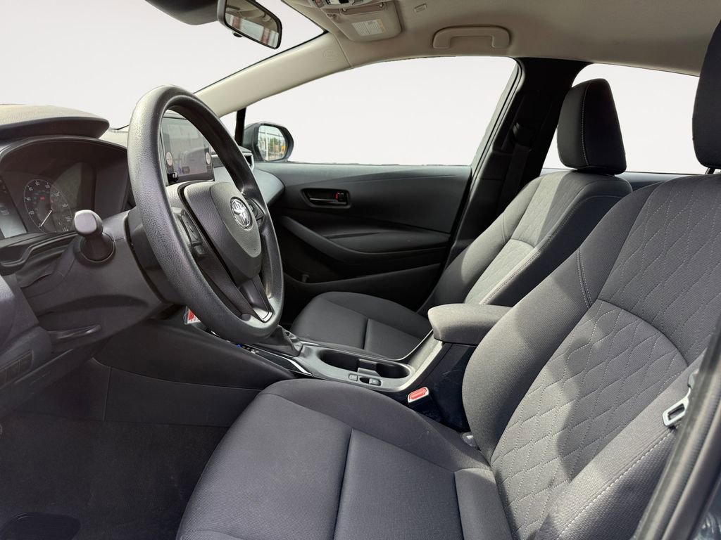 Used 2024 Toyota Corolla LE FWD image 9