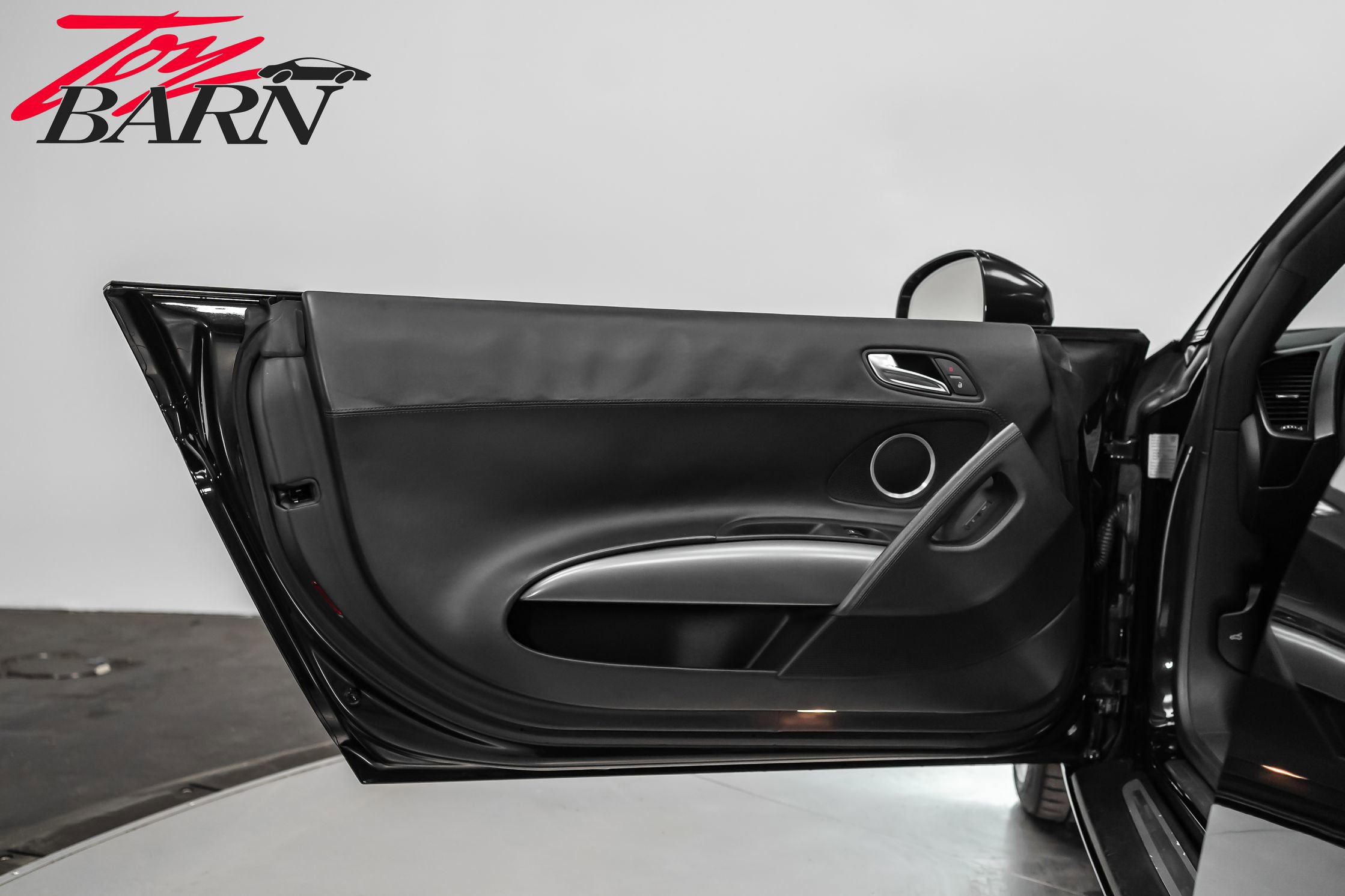 Used 2008 Audi R8 V8 image 22