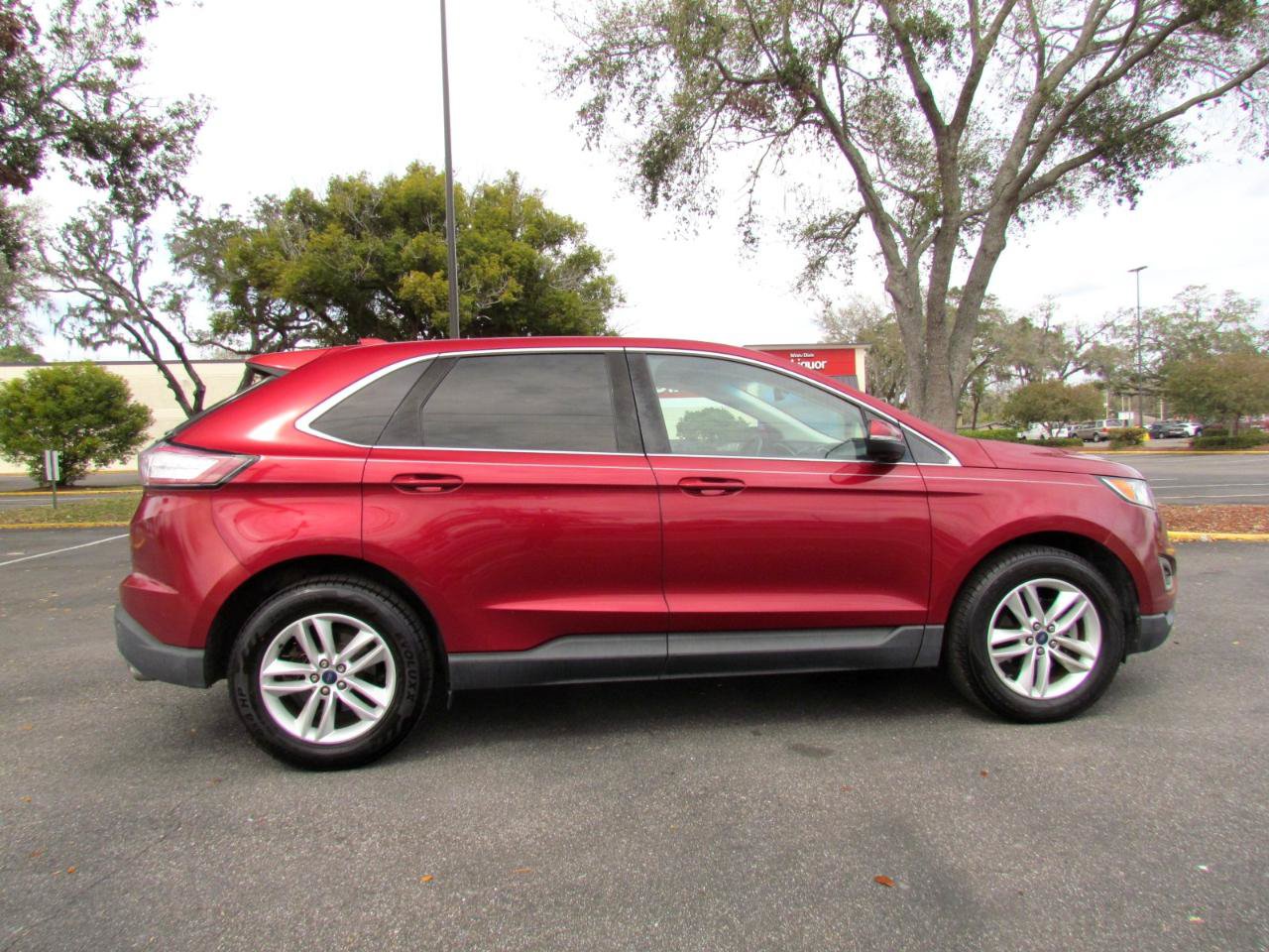 Used 2017 Ford Edge SEL w/ Equipment Group 201A FWD image 11