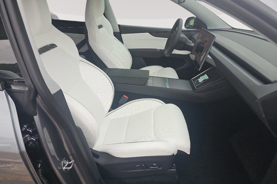 Used 2026 Tesla Model Y Performance AWD/4WD image 6