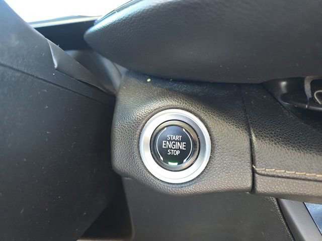 Used 2021 Buick Envision Essence w/ Sport Touring Package FWD image 30