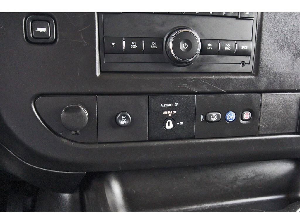 Used 2024 GMC Savana 2500 w/ Driver Convenience Package image 31