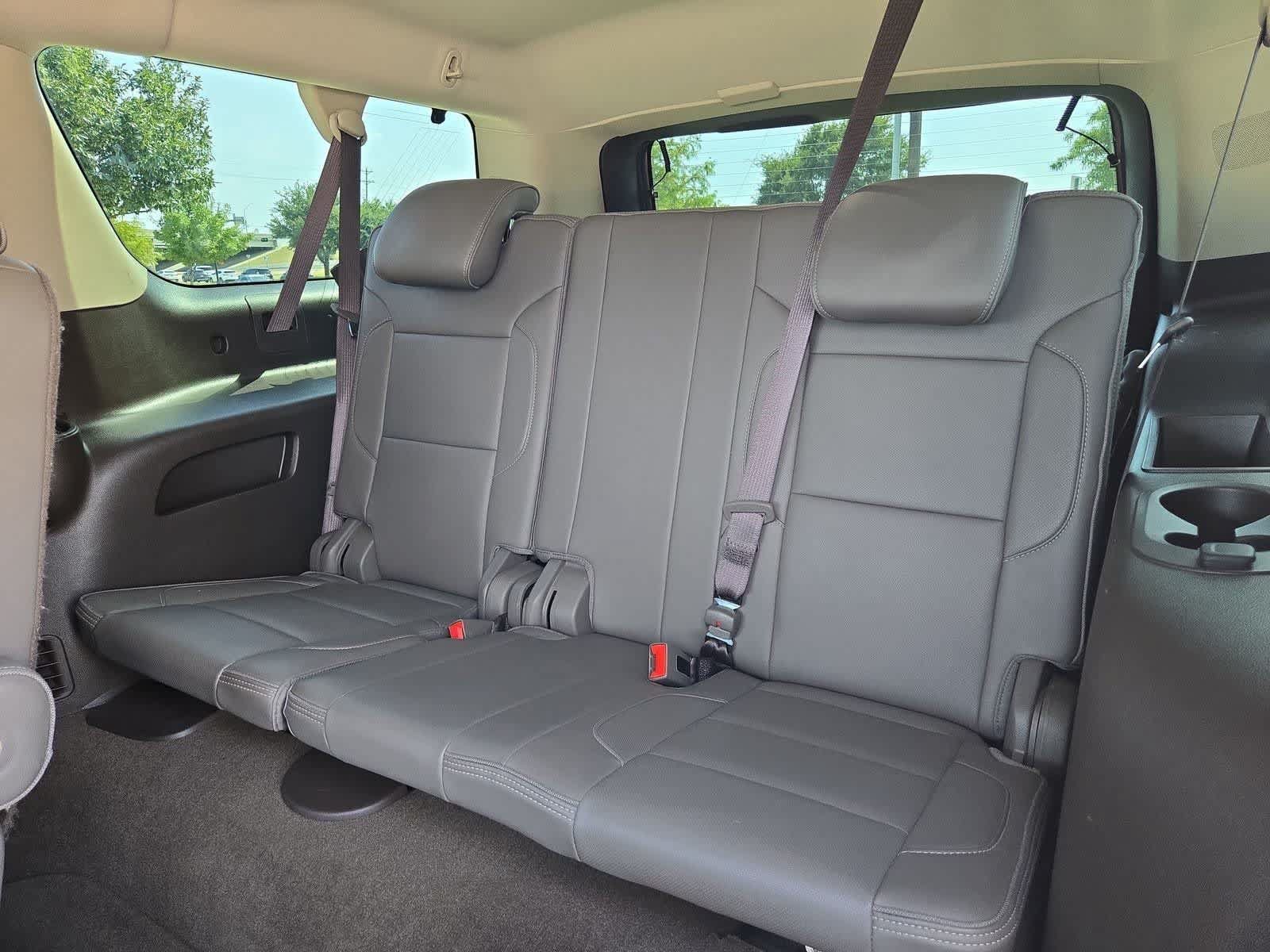 Used 2017 GMC Yukon XL Denali w/ Open Road Package RWD image 38