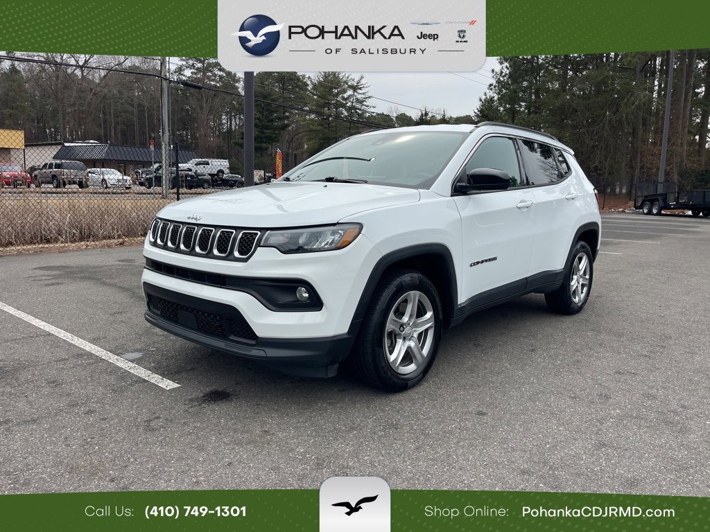 Used 2024 Jeep Compass Latitude image 1