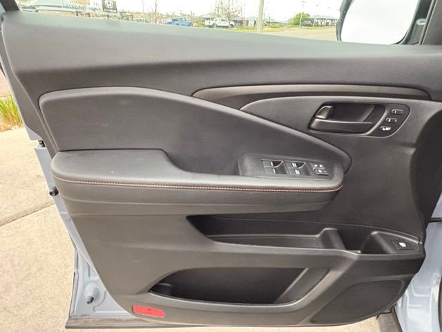 Used 2025 Honda Ridgeline TrailSport image 10