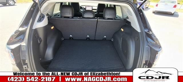 New 2022 Jeep Compass Trailhawk w/ Trailhawk Elite Group image 19