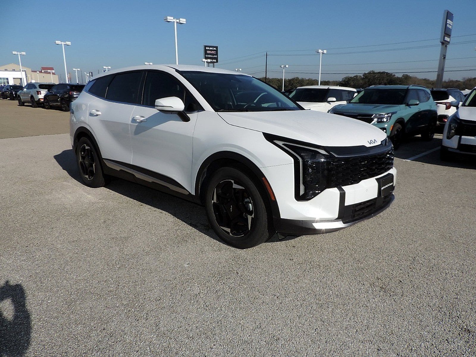 New 2026 Kia Sportage EX image 3