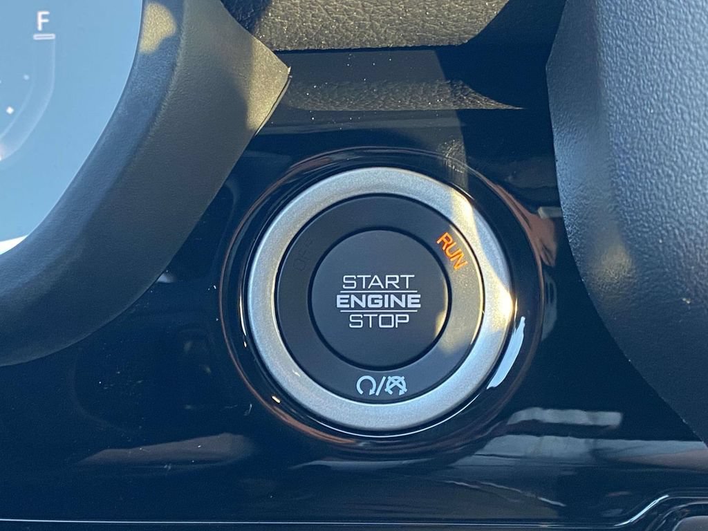 New 2026 RAM 1500 Laramie w/ Night Edition AWD/4WD image 27