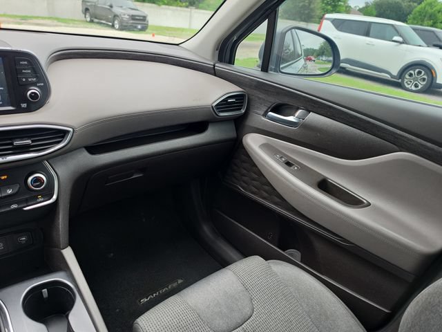 Used 2019 Hyundai Santa Fe SE FWD image 9
