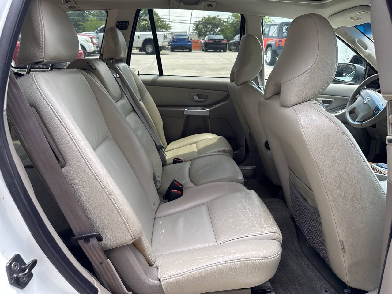 Used 2005 Volvo XC90 2.5T AWD/4WD image 14