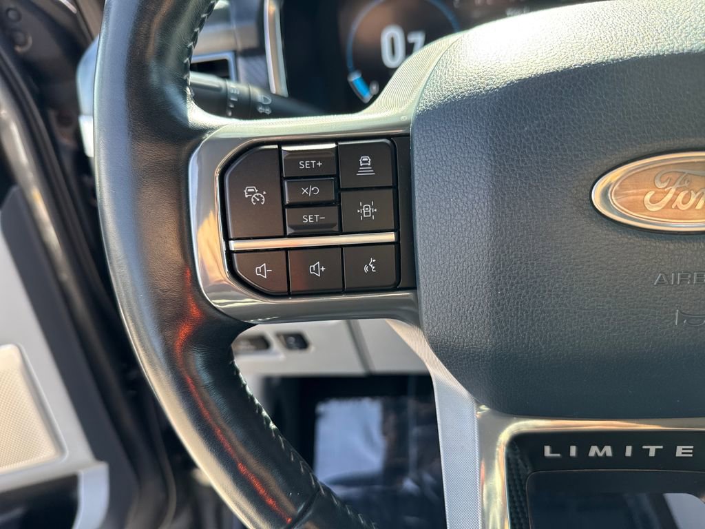 Used 2022 Ford F150 Limited image 17