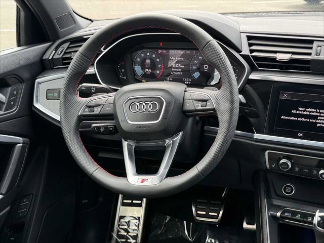 Certified 2025 Audi Q3 2.0T Premium Plus w/ Premium Plus Package AWD/4WD image 16