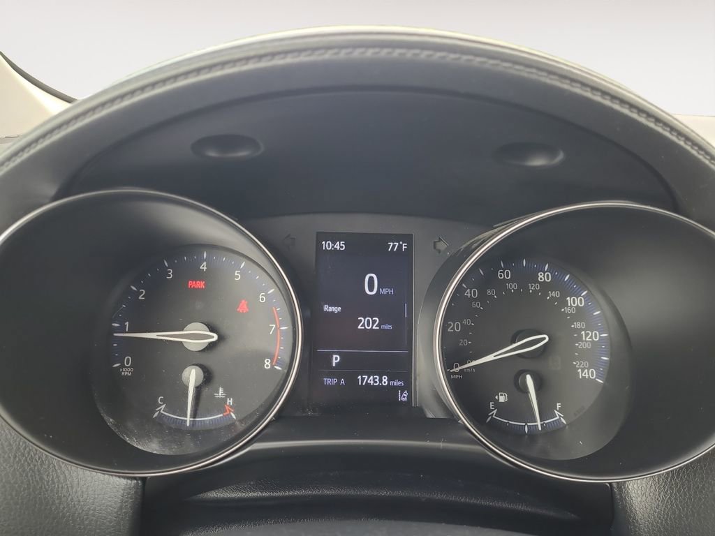Used 2021 Toyota C-HR LE FWD image 19