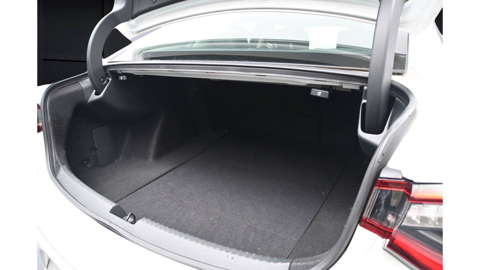 Used 2023 Acura TLX w/ Technology Package FWD image 15