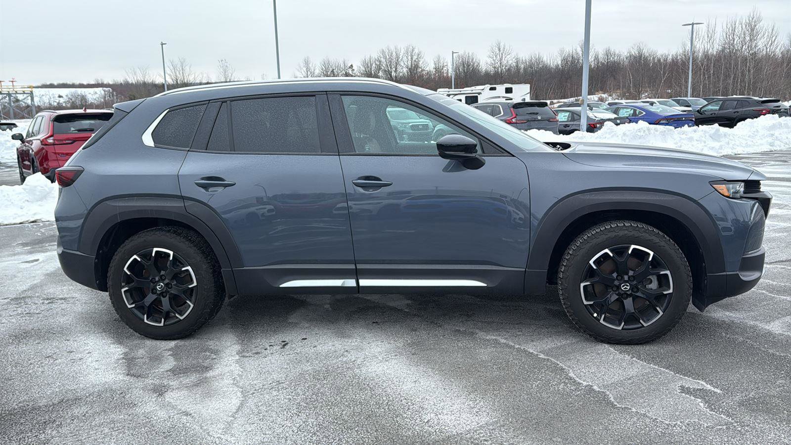 Used 2024 MAZDA CX-50 Meridian Edition image 4