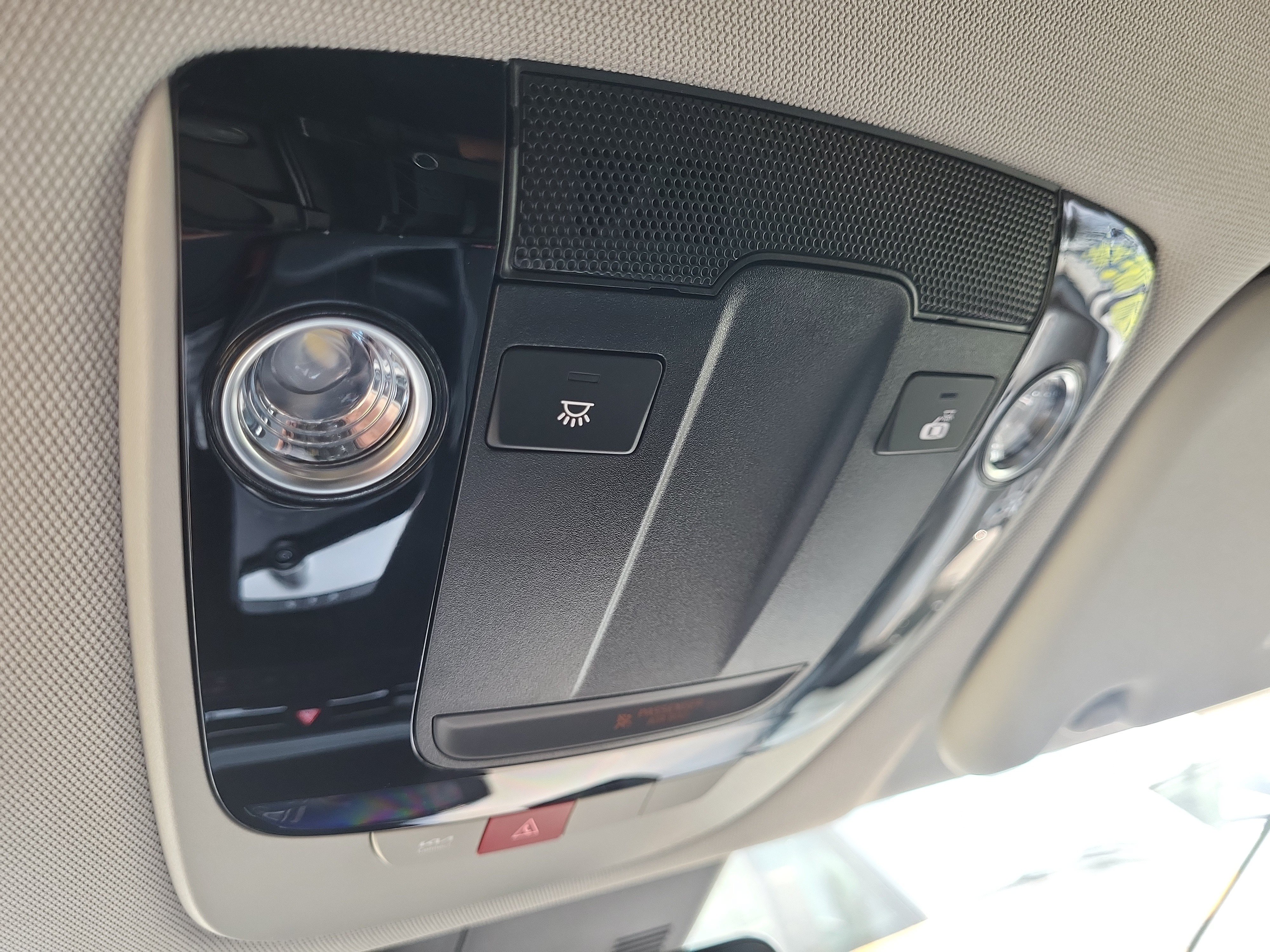 Used 2025 Kia EV6 Light AWD/4WD image 29
