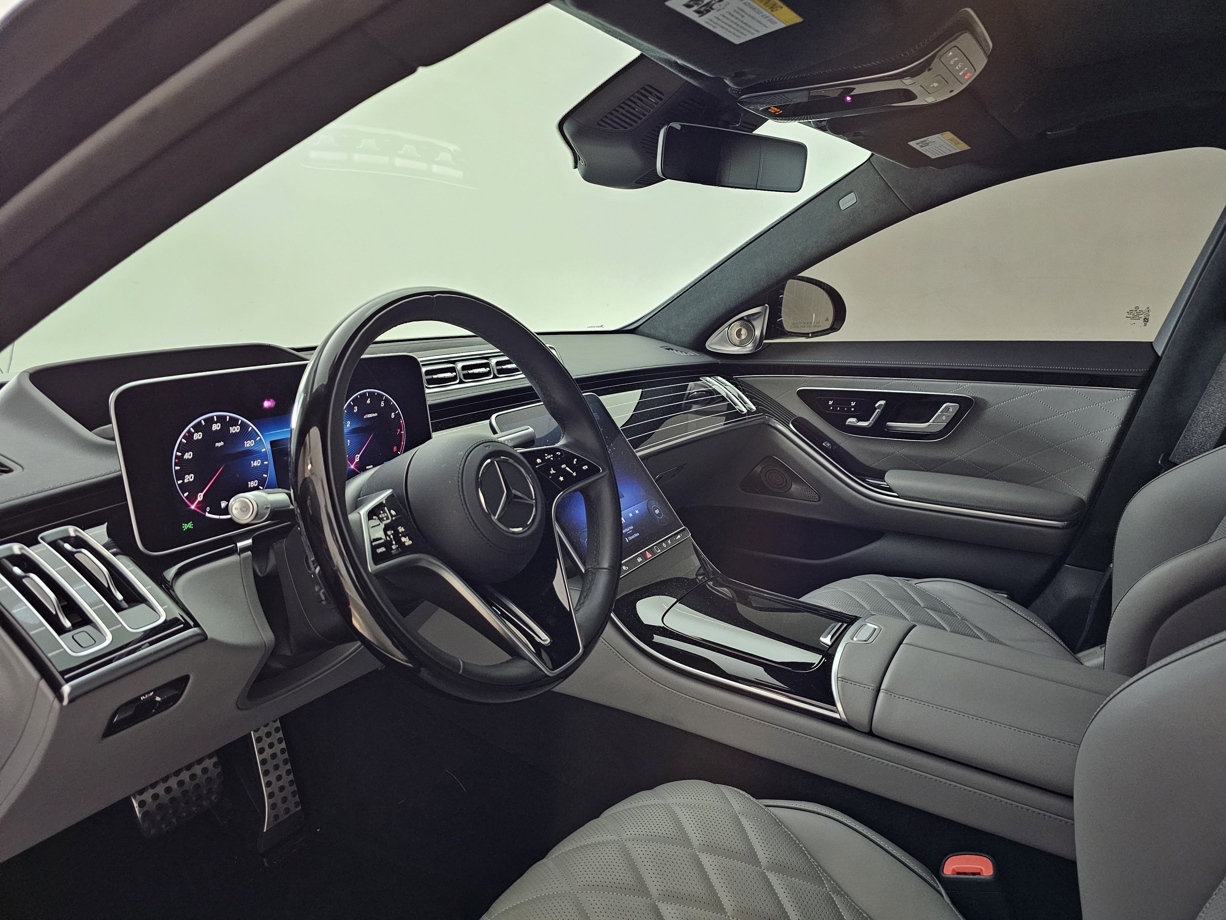 Certified 2024 Mercedes-Benz S 500 4MATIC image 7