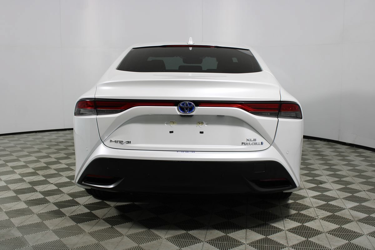 Used 2021 Toyota Mirai w/ Advanced Technology Package RWD image 35