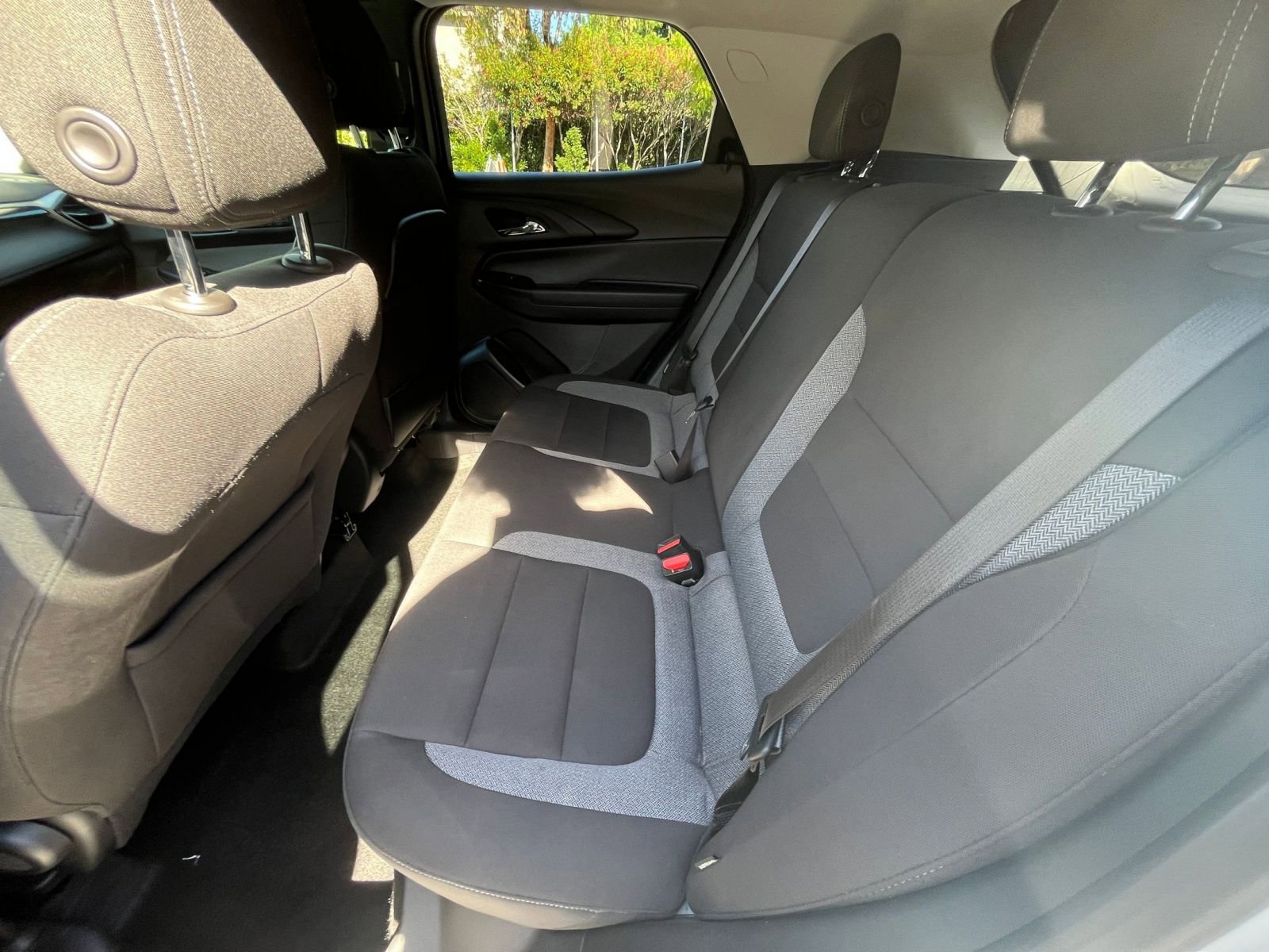 Used 2025 Chevrolet TrailBlazer LT FWD image 24