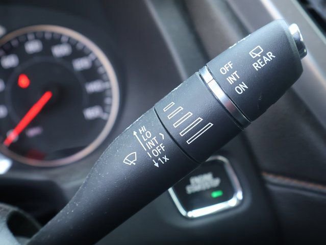 Used 2020 GMC Acadia AT4 w/ Driver Alert Package II AWD/4WD image 34